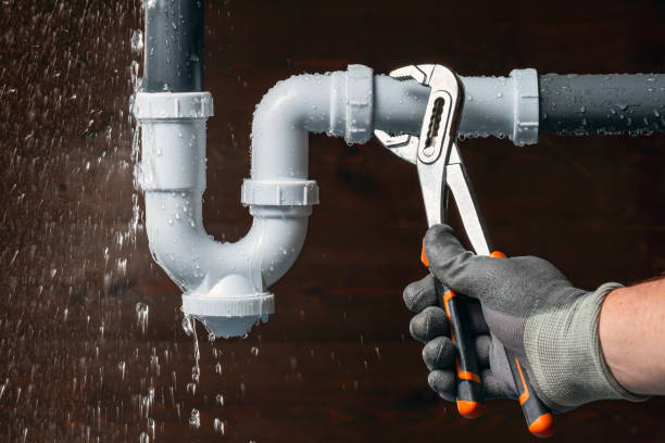 Professional Pipe Repair technician working in Westfield Center, OH